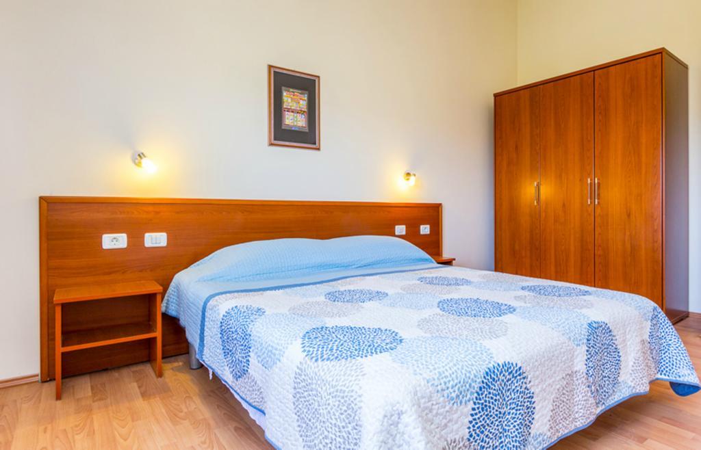 Apartment Mirjana Pula Rum bild